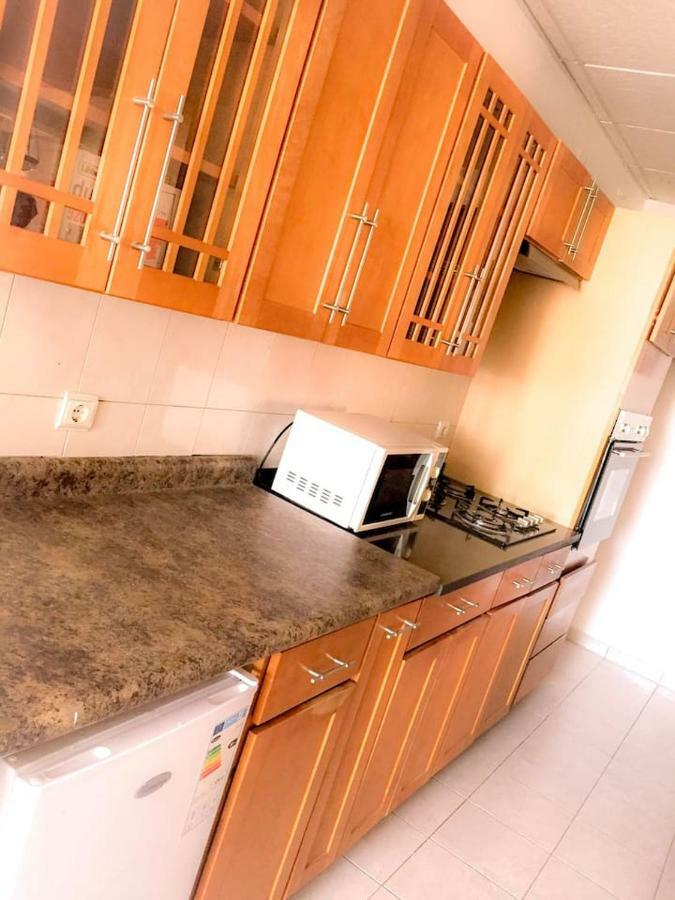 Fully Equipped 3-Bedroom Apt In Downtown פראייה מראה חיצוני תמונה